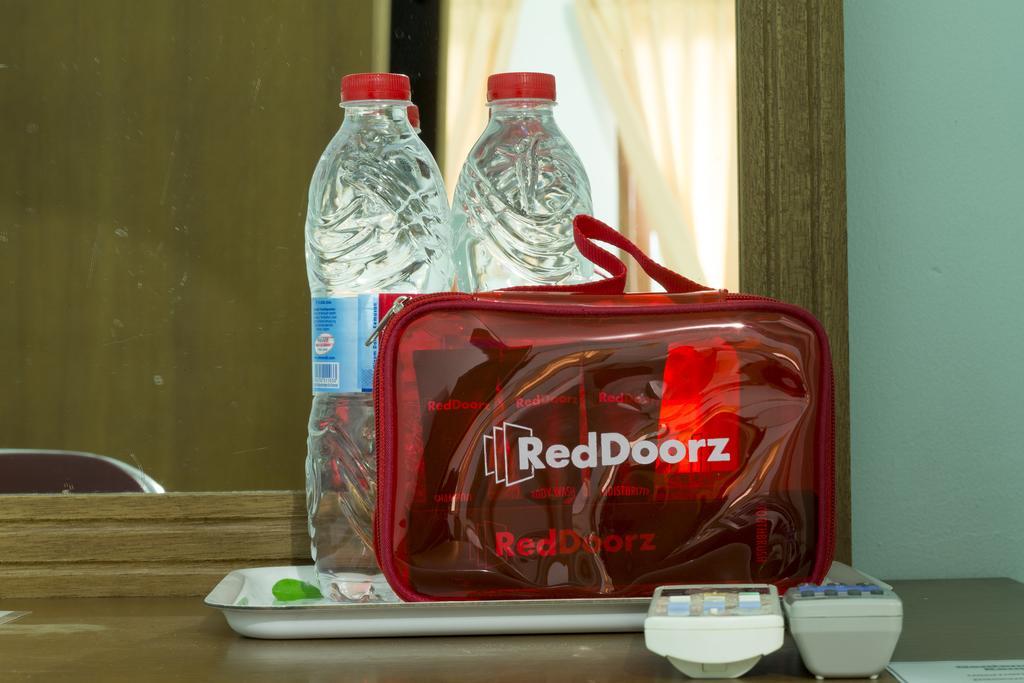 Reddoorz @ Pantai Cemara Sanur Ξενοδοχείο Εξωτερικό φωτογραφία